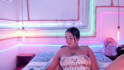 anaelle_bardinn live cam on Cam4