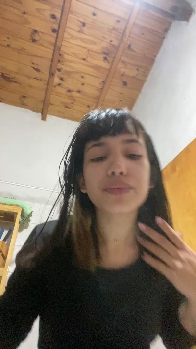 anahi50 live cam on Cam4