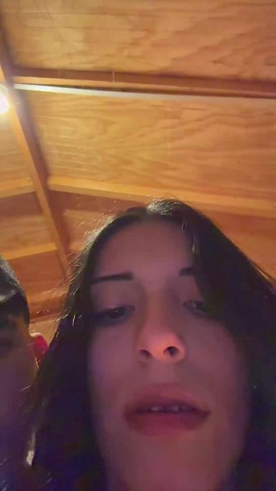 anaizhot live cam on Cam4