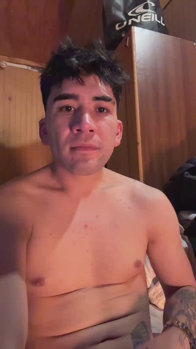 anaizhot live cam on Cam4