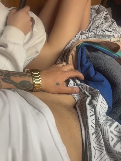 anaizhot live cam on Cam4