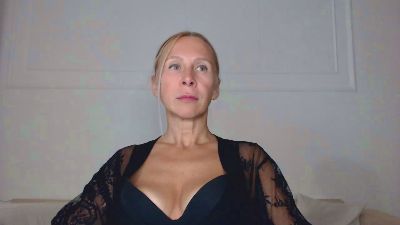anastasiia1222 live cam on Cam4
