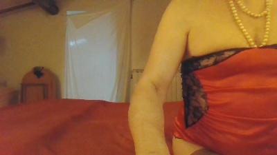 anatrav72 live cam on Cam4