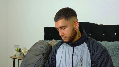 ander_montoya live cam on Cam4