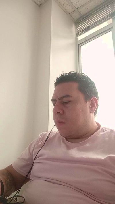 andersonl225 live cam on Cam4