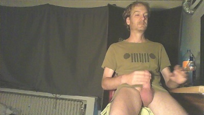 andi_pp101 live cam on Cam4