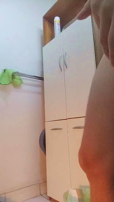 andr8888_hot live cam on Cam4