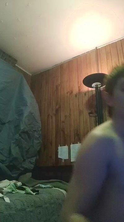 andr8888_hot live cam on Cam4