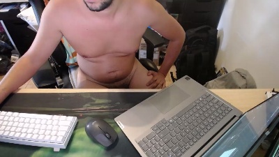andre_tuga live cam on Cam4