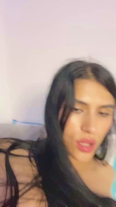 andrea18 live cam on Cam4