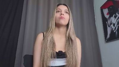 andrea20_sexy live cam on Cam4