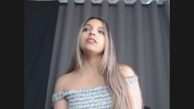andrea20_sexy live cam on Cam4