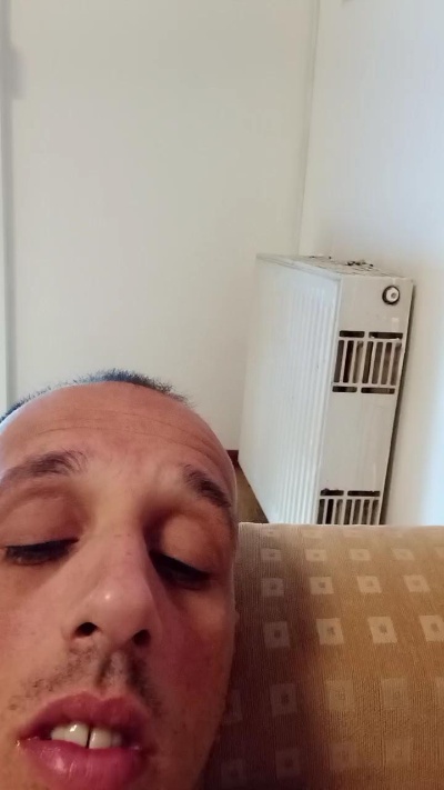 andrea2533 live cam on Cam4