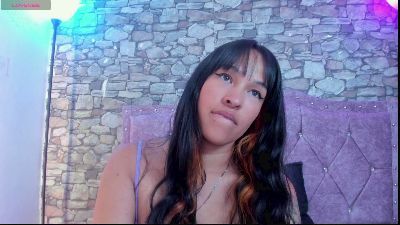 andrea_lovely live cam on Cam4