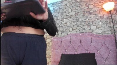 andrea_lovely live cam on Cam4