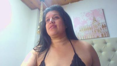andrea_secret_ live cam on Cam4