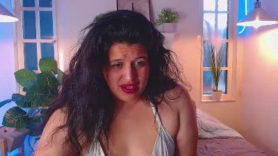 andrea_secret_ live cam on Cam4