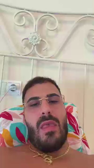andreacc_966 live cam on Cam4
