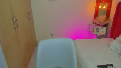 andreagarciat live cam on Cam4
