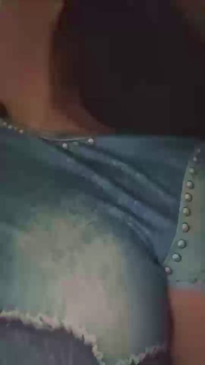 andreita30 live cam on Cam4