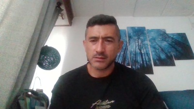 andres5890 live cam on Cam4