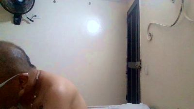andresmotaxx live cam on Cam4