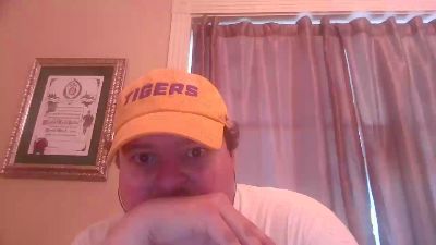 andrew23_fun live cam on Cam4