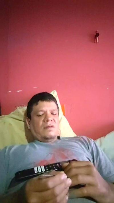 andrew8 live cam on Cam4