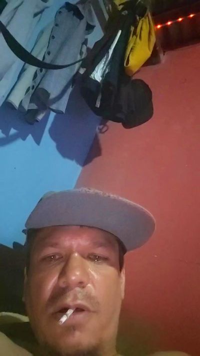 andrew8 live cam on Cam4
