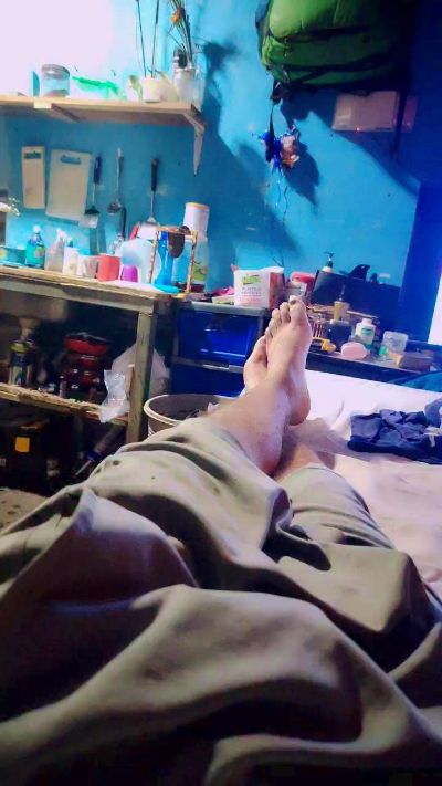 andrew8 live cam on Cam4