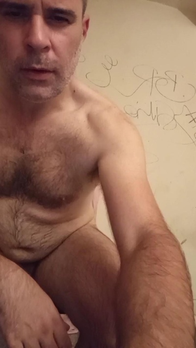 andrew_00 live cam on Cam4