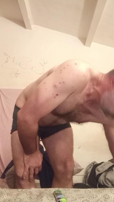 andrew_00 live cam on Cam4