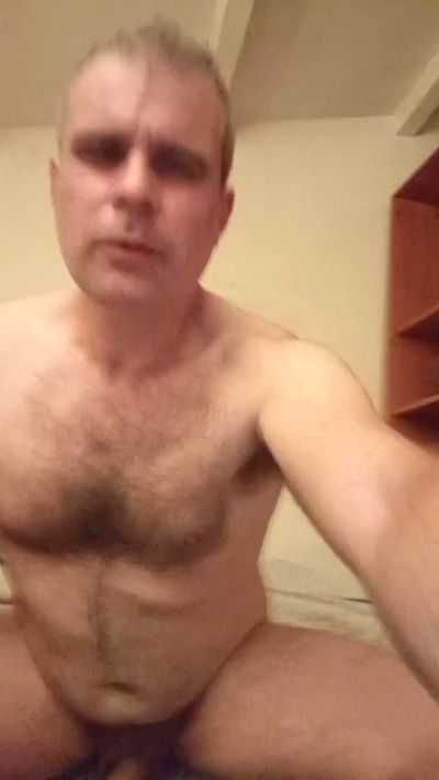 andrew_00 live cam on Cam4