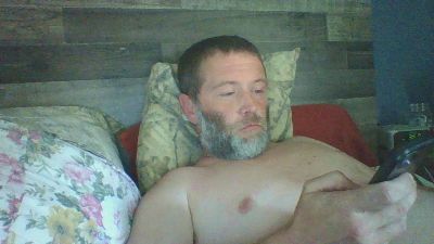 andrewe421 live cam on Cam4