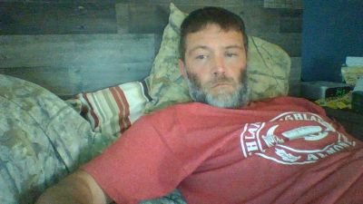 andrewe421 live cam on Cam4