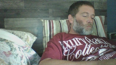 andrewe421 live cam on Cam4