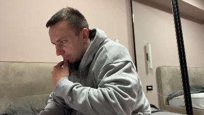 andy_pecman live cam on Cam4