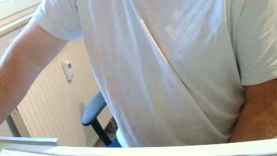 andybo18021 live cam on Cam4
