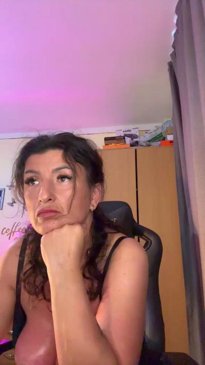 angel75sexy live cam on Cam4