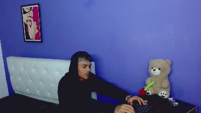 angel_foxc_ live cam on Cam4