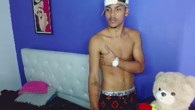 angel_foxc_ live cam on Cam4