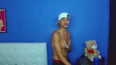 angel_foxc_ live cam on Cam4