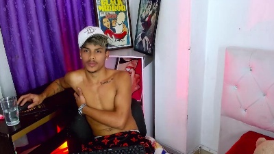 angel_foxc_ live cam on Cam4