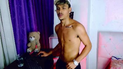 angel_foxc_ live cam on Cam4
