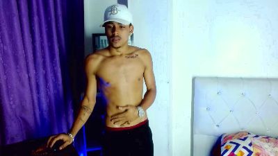 angel_foxc_ live cam on Cam4