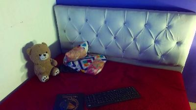 angel_foxc_ live cam on Cam4