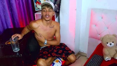 angel_foxc_ live cam on Cam4