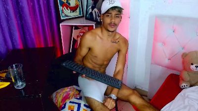angel_foxc_ live cam on Cam4