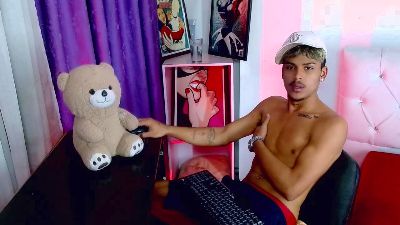 angel_foxc_ live cam on Cam4