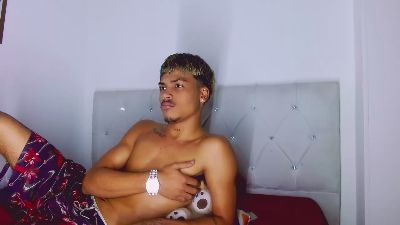 angel_foxc_ live cam on Cam4